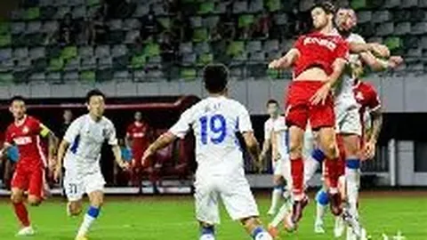 德甲：阿米里鞋钉进球遭红牌退场